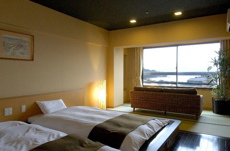 Livemax Resort Aki Miyajima Hatsukaichi Exterior foto